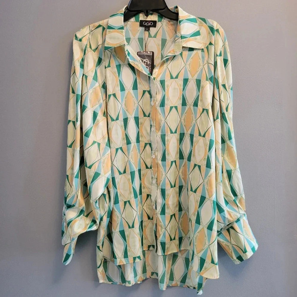 NWT Gigio Abstract Button Up Blouse Size Large - Picture 1 of 5
